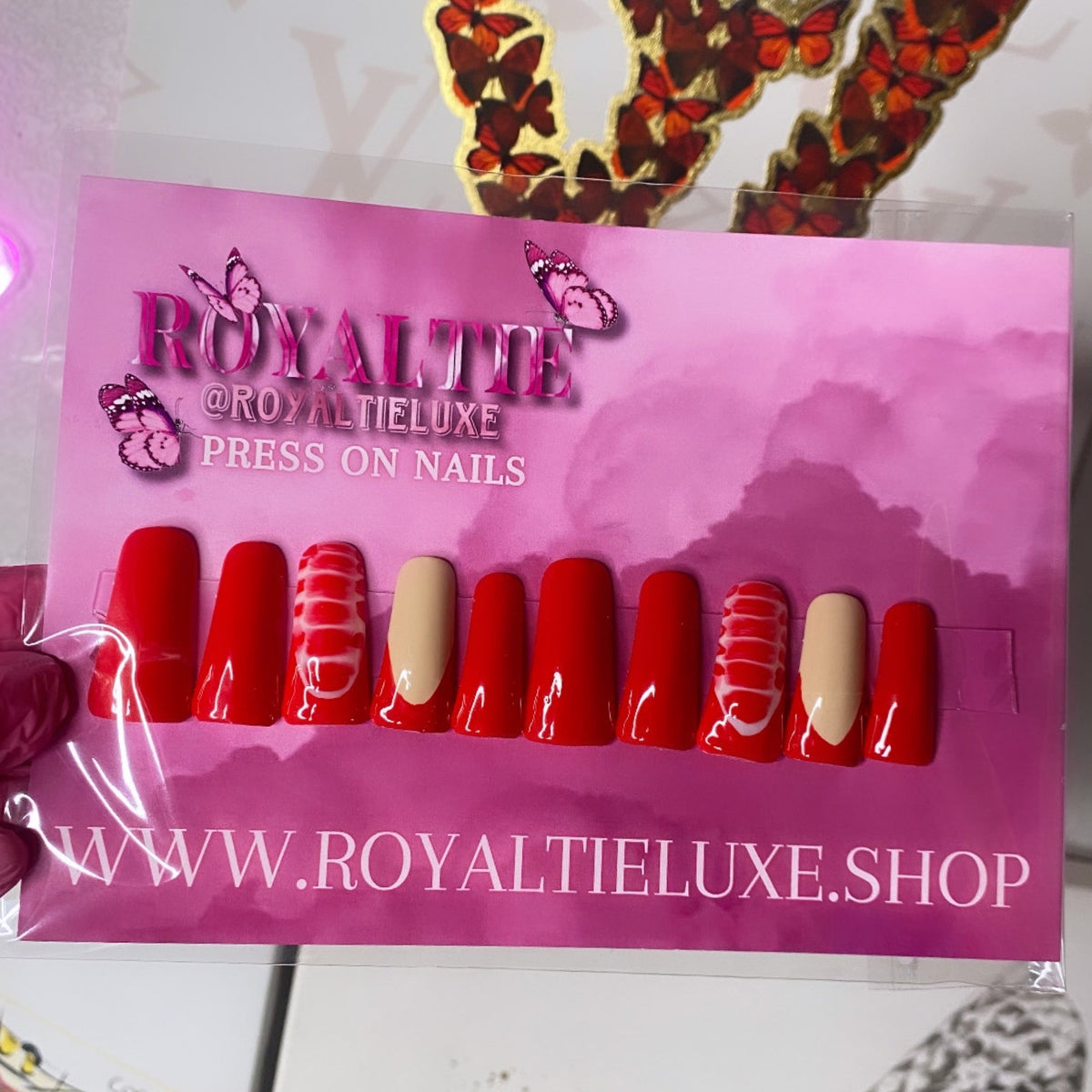 ♡ RoseRed ♡